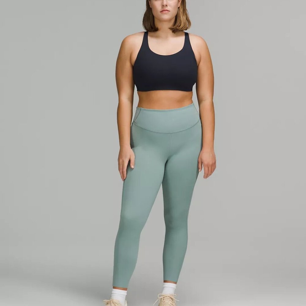 2 Lululemon Energy Sports Bras ā Size 34DDD ā Black & Orange ā Gently Worn - Picture 1 of 6